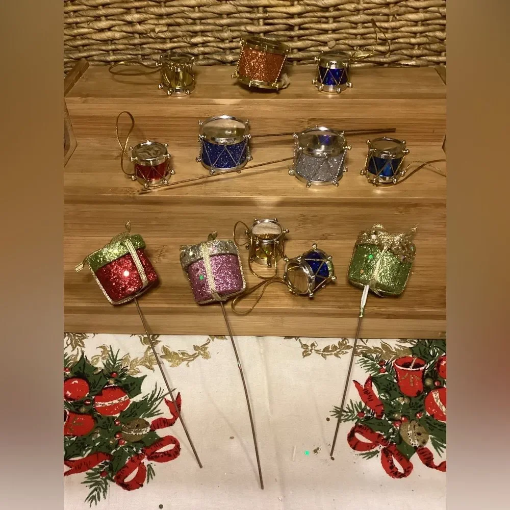 Christmas Glittery Drum Stick Pin & Ornaments Set 12 Pieces